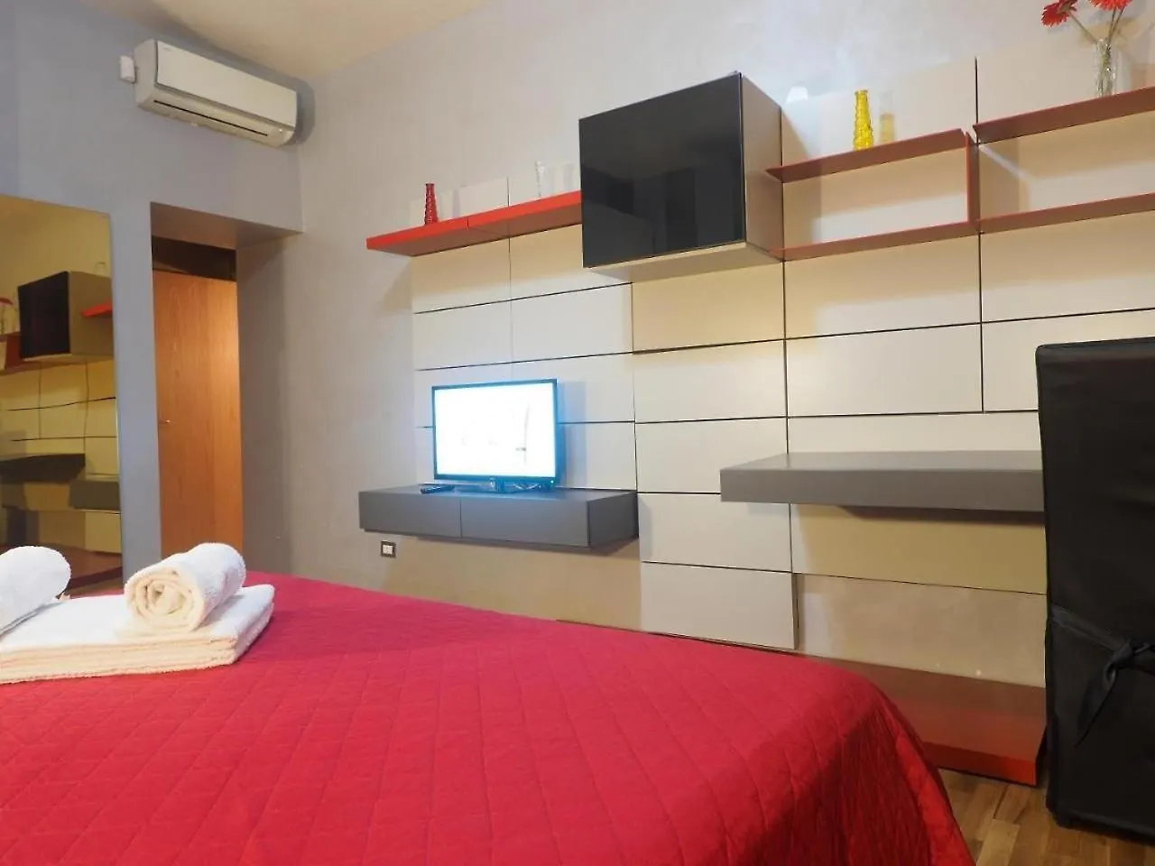House Borgia Aparthotel Rome 0*,