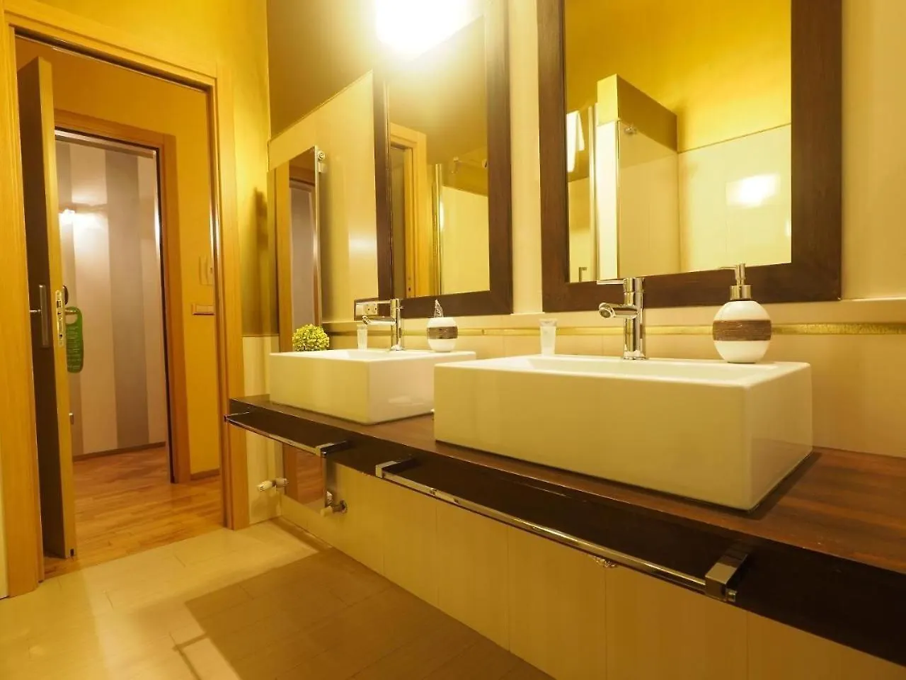 House Borgia Aparthotel Rome 0*,